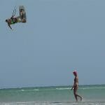 Marko-kitesurf-funzi-island-kenya saut plage